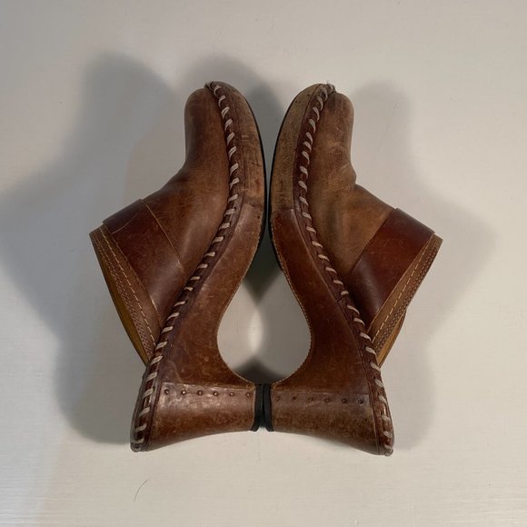 Frye Charlotte Distressed Brown Leather Harness Accent Mules Women Size 9 M - Picture 7 of 9